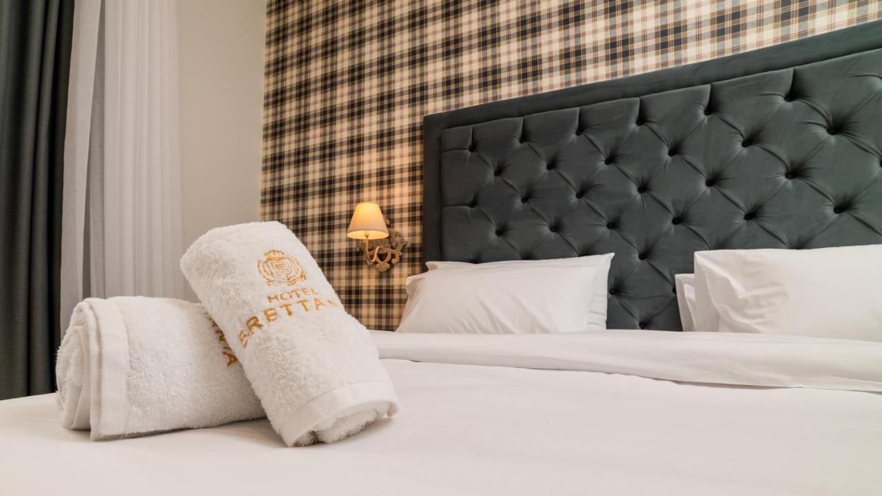 Brettania Hotel يانينة المظهر الخارجي الصورة