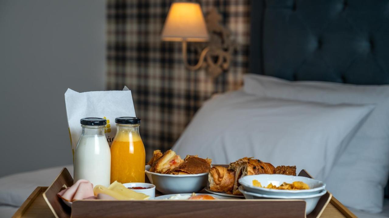 Brettania Hotel يانينة المظهر الخارجي الصورة